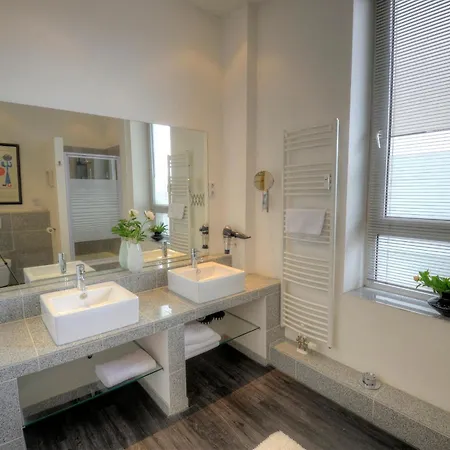 Albatros * Flensburg